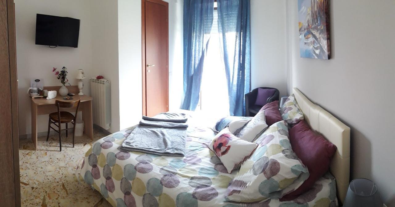 B & B Leti Battipaglia Ngoại thất bức ảnh